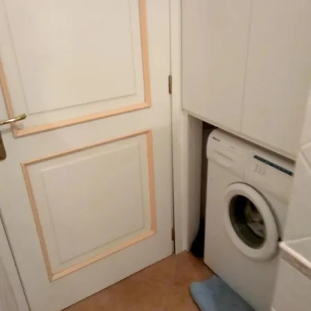 Incantevole Con Veranda Apartamento *