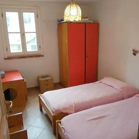 Casa Vista Mare In Apartment Giglio Porto