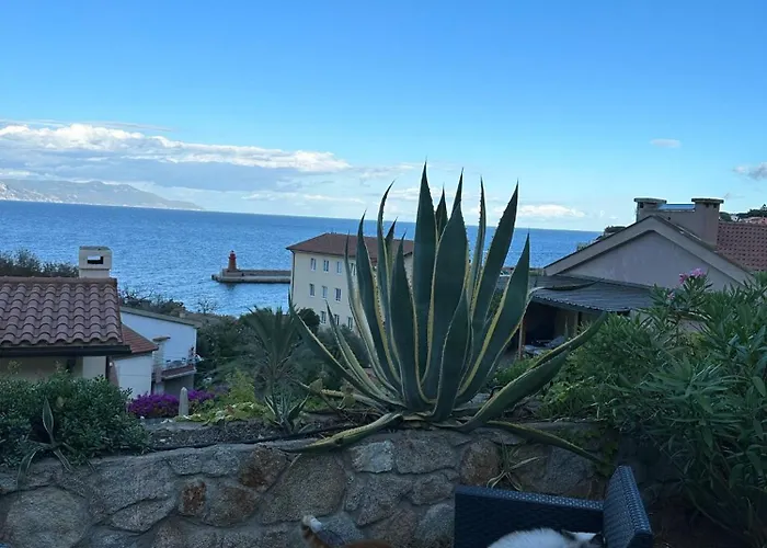 Incantevole Vista Mare Daire Giglio Porto