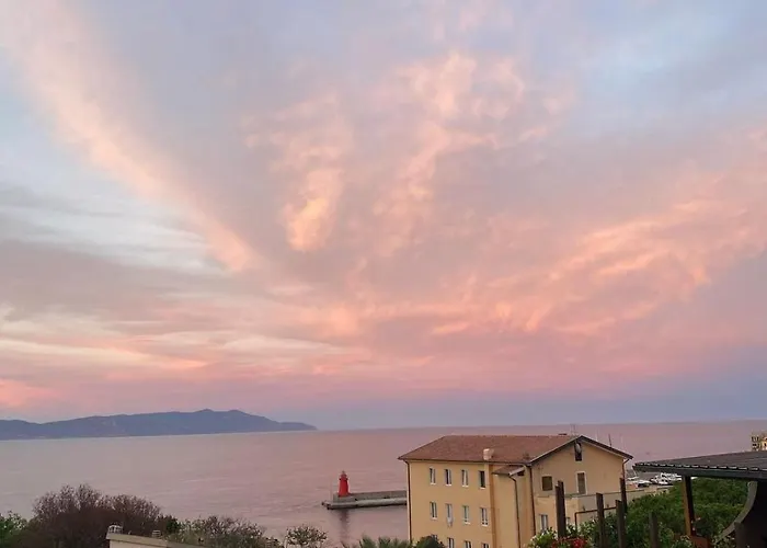 Daire Incantevole Vista Mare *