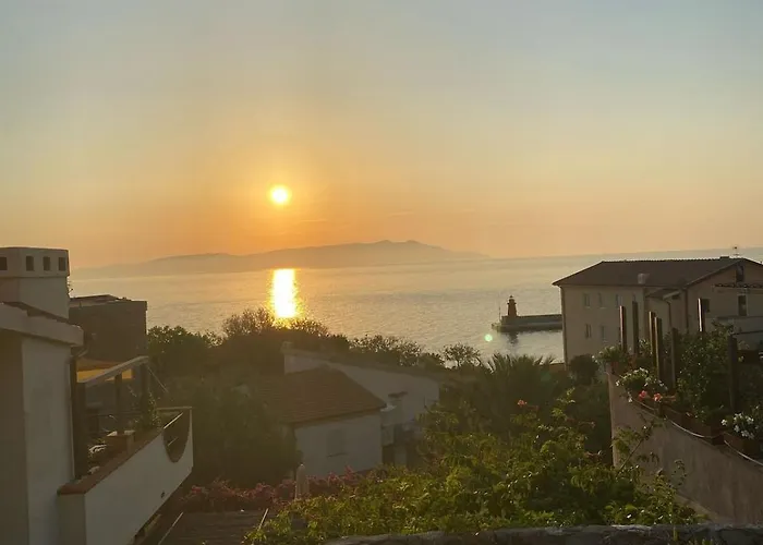 Daire Incantevole Vista Mare Giglio Porto